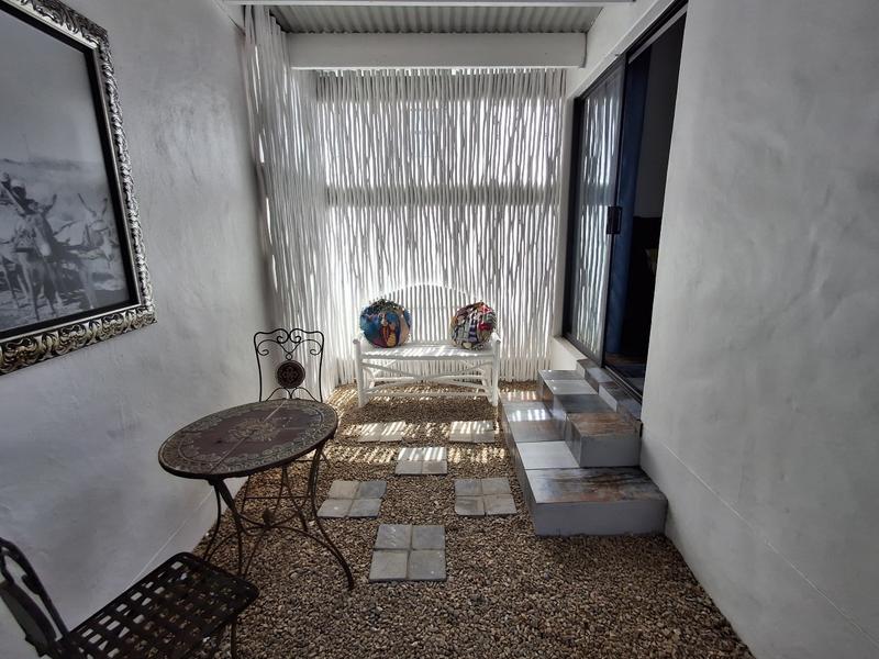4 Bedroom Property for Sale in Duyker Eiland Western Cape
